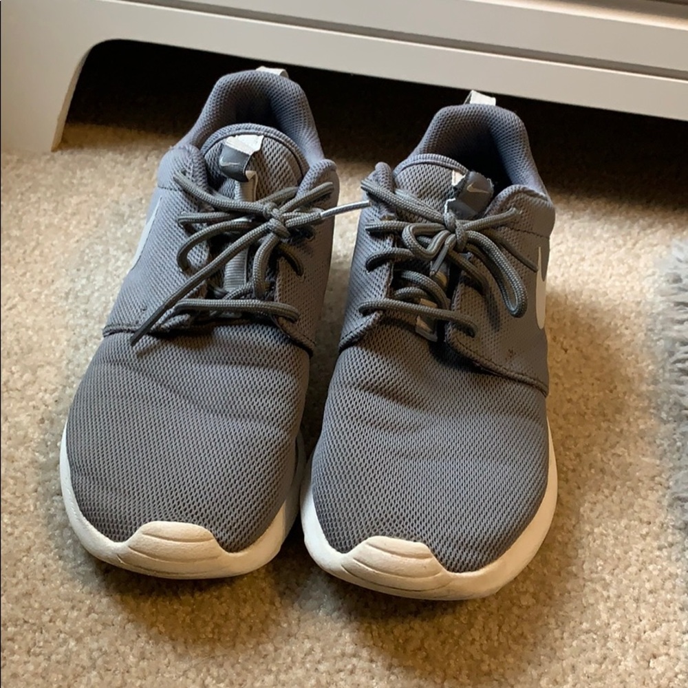 Women’s Nike athletic shoe